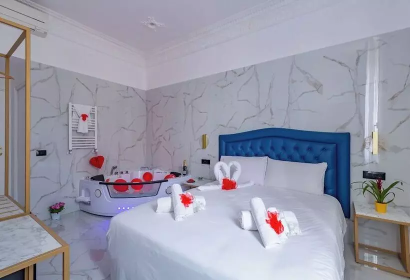 پانسیون Miss Suite