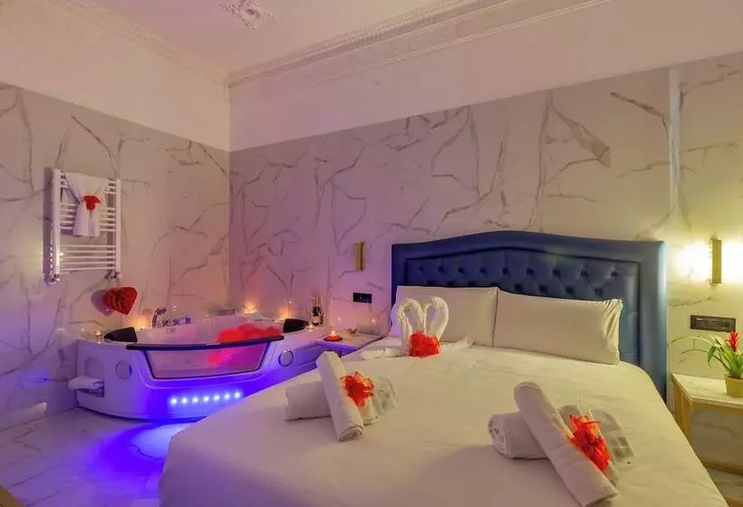 پانسیون Miss Suite