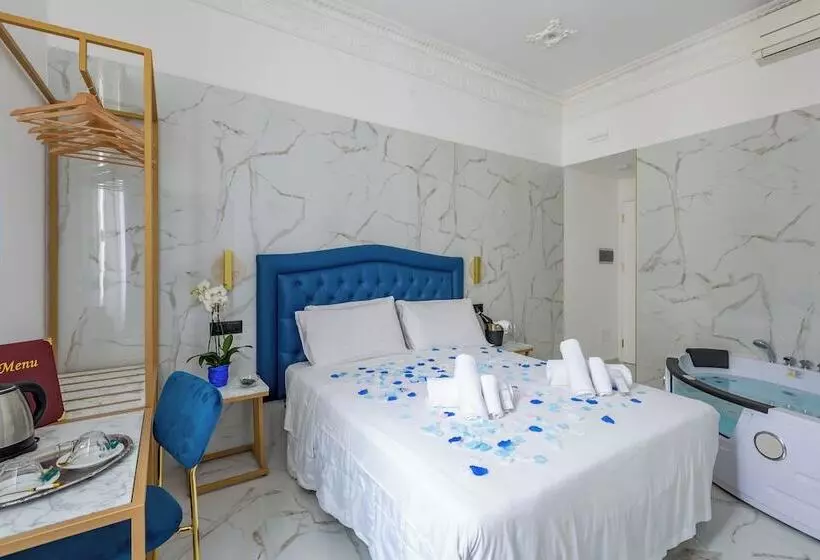 پانسیون Miss Suite