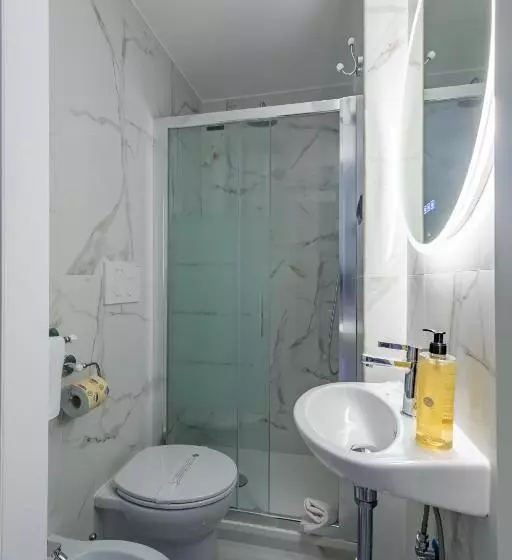 پانسیون Miss Suite