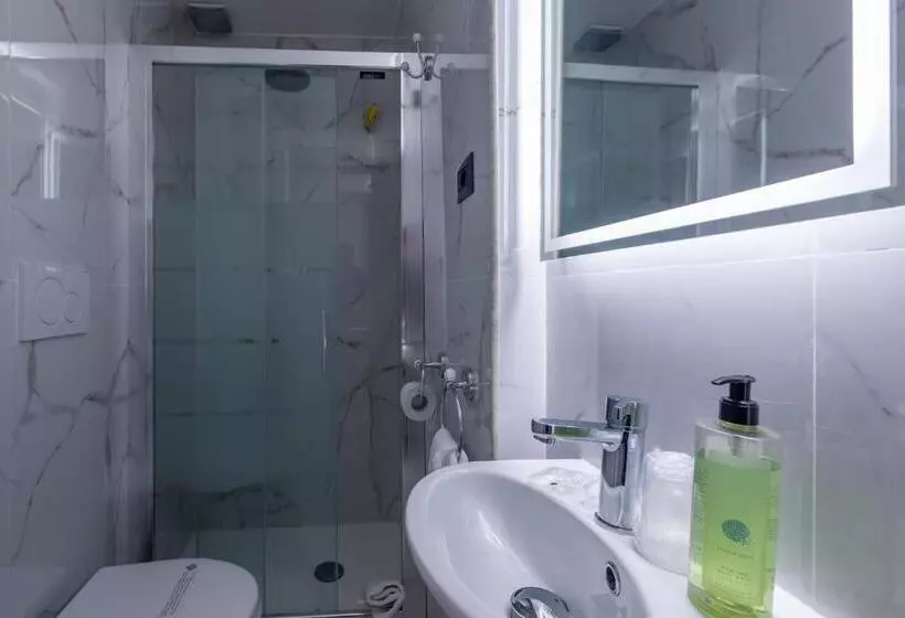 پانسیون Miss Suite