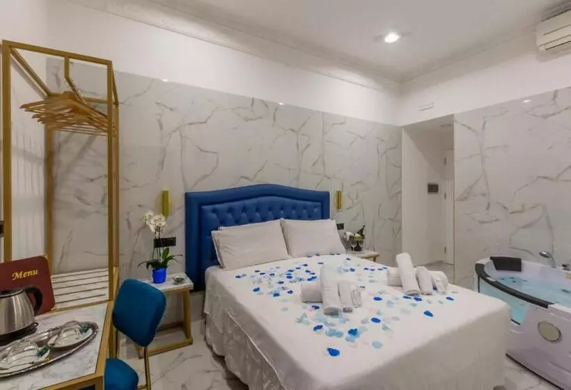 پانسیون Miss Suite