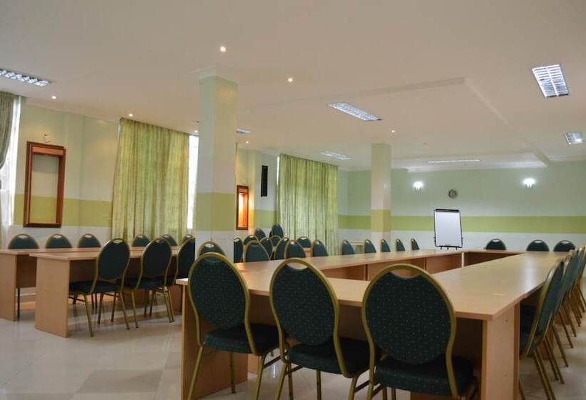 Пансион Pec Guest House