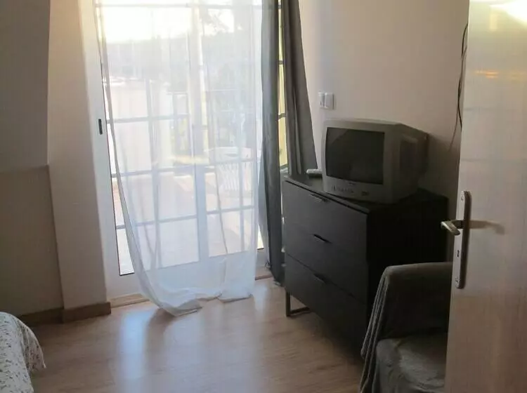 ペンション Residencial Marialva Park