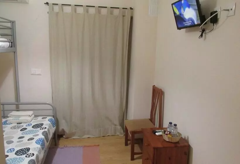 ペンション Residencial Marialva Park