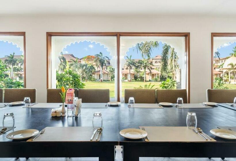 Holiday Resort & Spa A Unit Of S Poddar Group