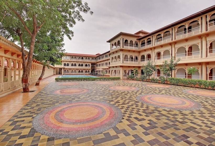 Holiday Resort & Spa A Unit Of S Poddar Group