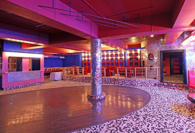 Holiday Resort & Spa A Unit Of S Poddar Group