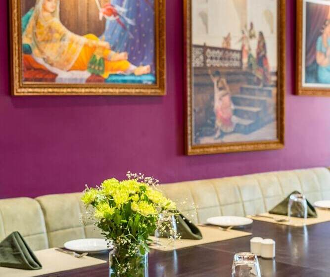 Holiday Resort & Spa A Unit Of S Poddar Group