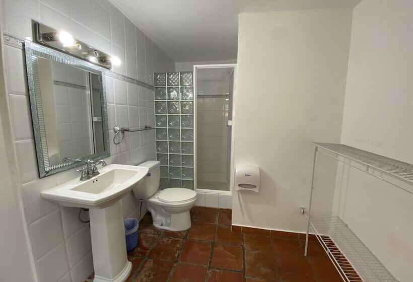 여관 Las Catalinas Coronado