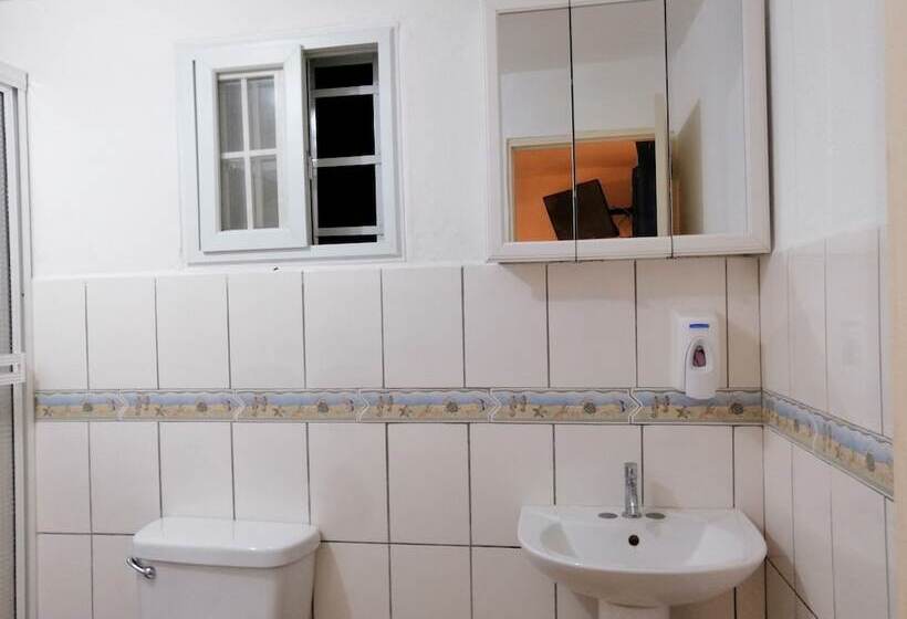 여관 Las Catalinas Coronado