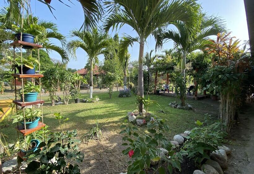 여관 Las Catalinas Coronado