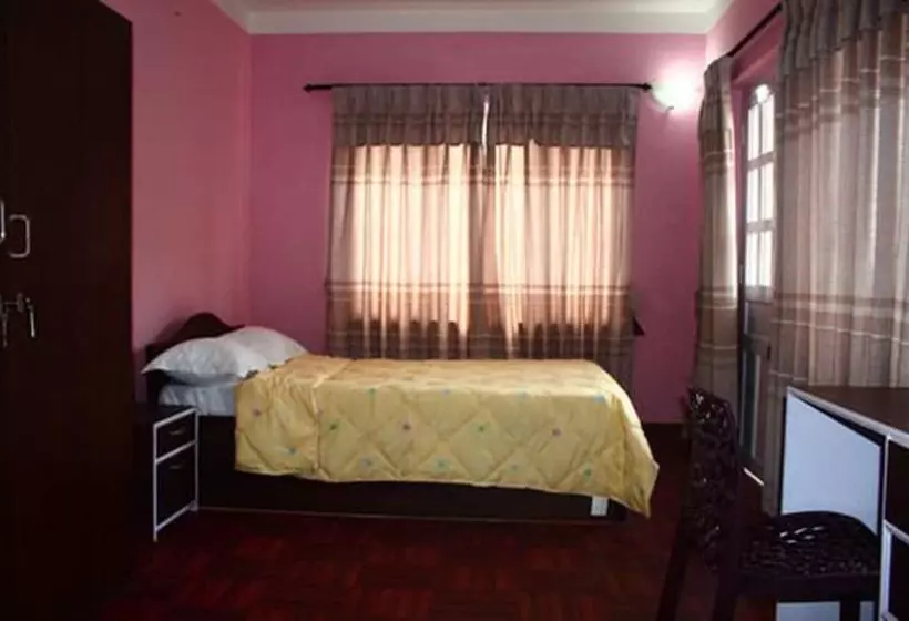 هتل Namaste Home