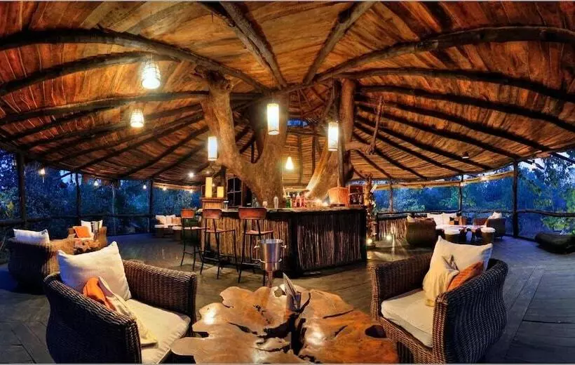 ホテル Pugdundee Safaris  Tree House Hideaway