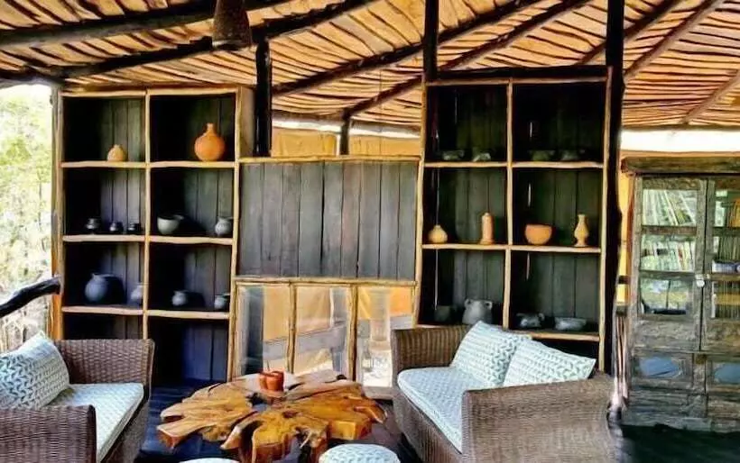 ホテル Pugdundee Safaris  Tree House Hideaway
