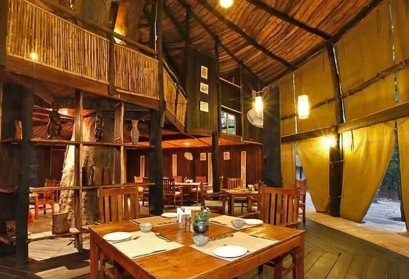 ホテル Pugdundee Safaris  Tree House Hideaway