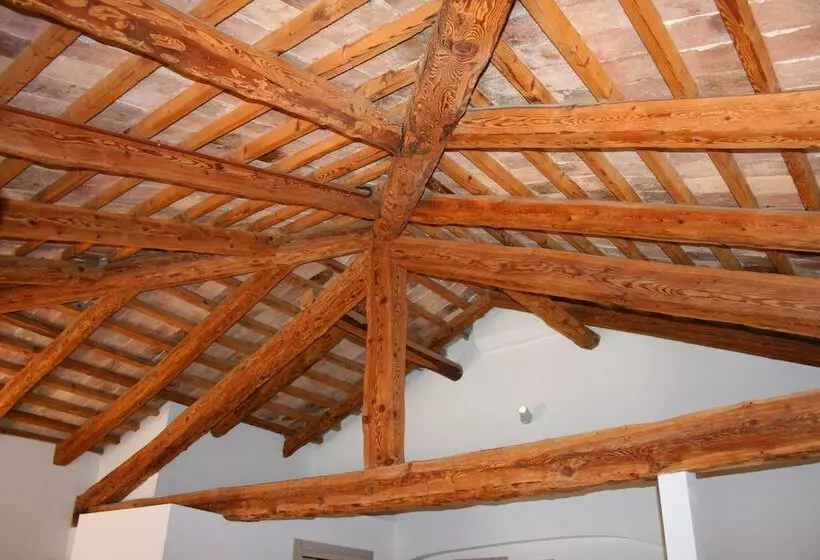 田舎風ホテル Agriturismo La Meridiana