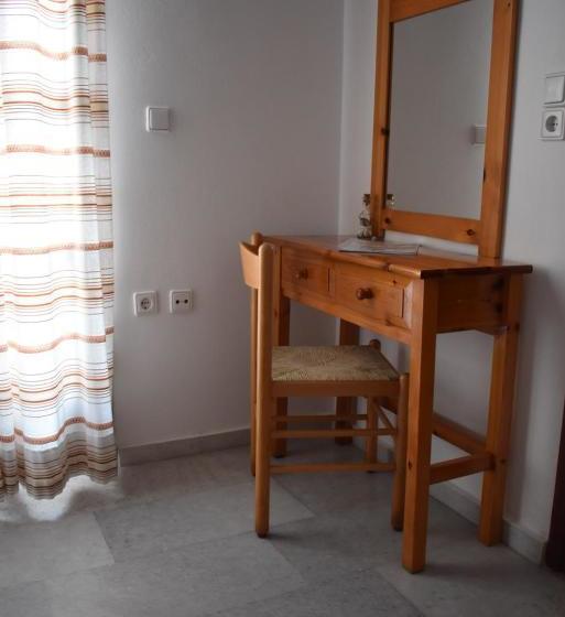 Studios Marina Naxos