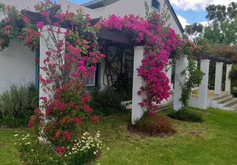 Majatalo L'auberge Chanteclair