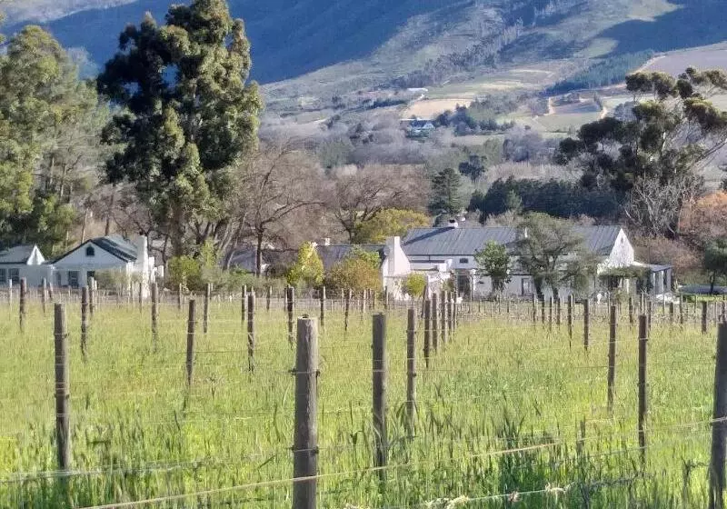 Majatalo L'auberge Chanteclair