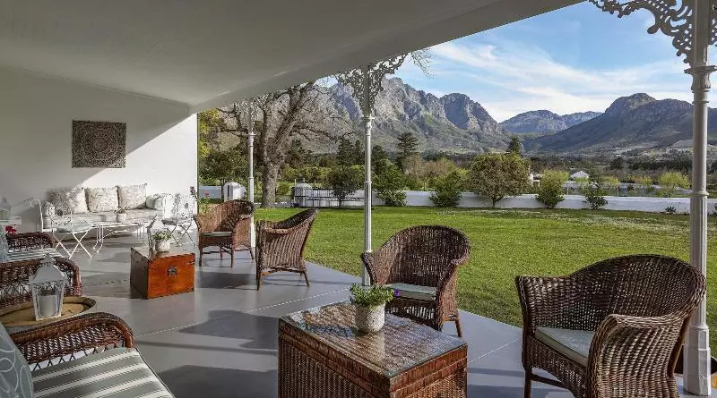 Majatalo L'auberge Chanteclair