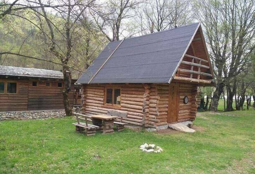 هتل Eko Selo Boračko Jezero