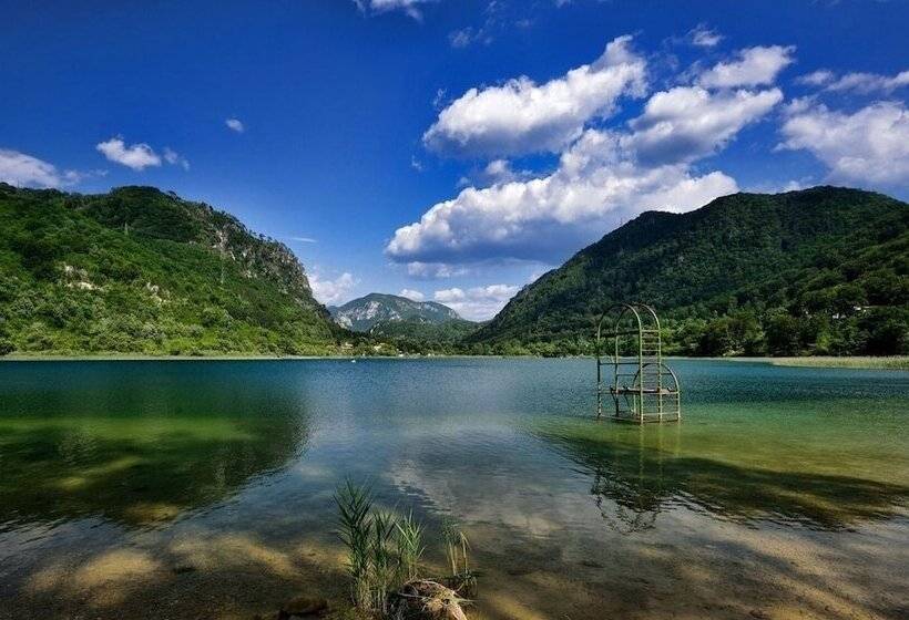 هتل Eko Selo Boračko Jezero
