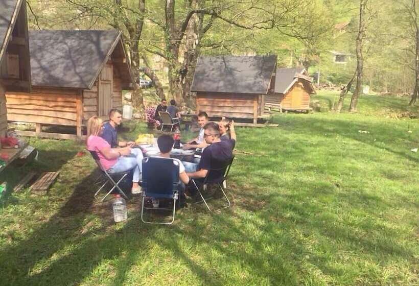 هتل Eko Selo Boračko Jezero