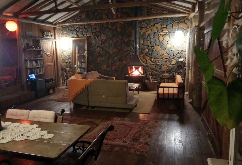 هتل Portal De Avalon