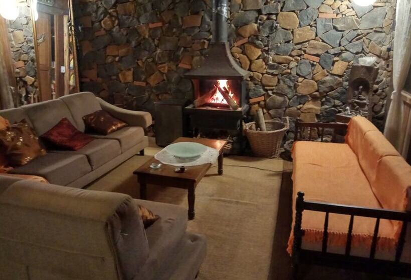 هتل Portal De Avalon