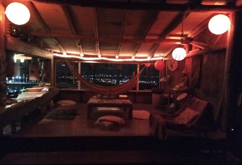 هتل Portal De Avalon