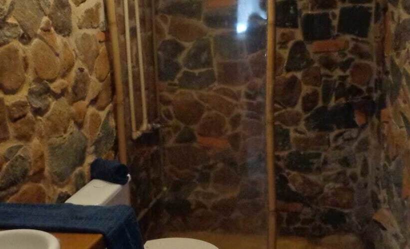 هتل Portal De Avalon