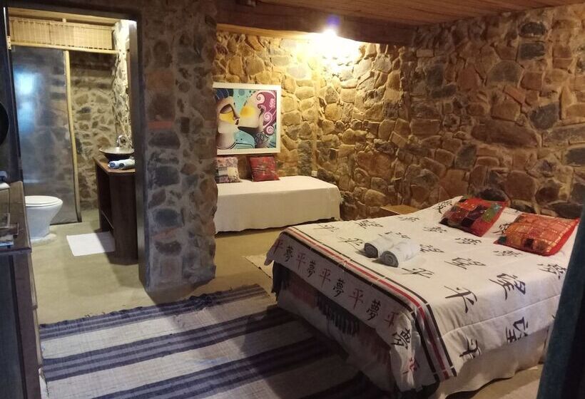 هتل Portal De Avalon