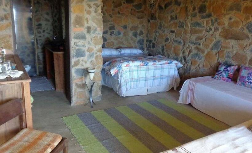 هتل Portal De Avalon