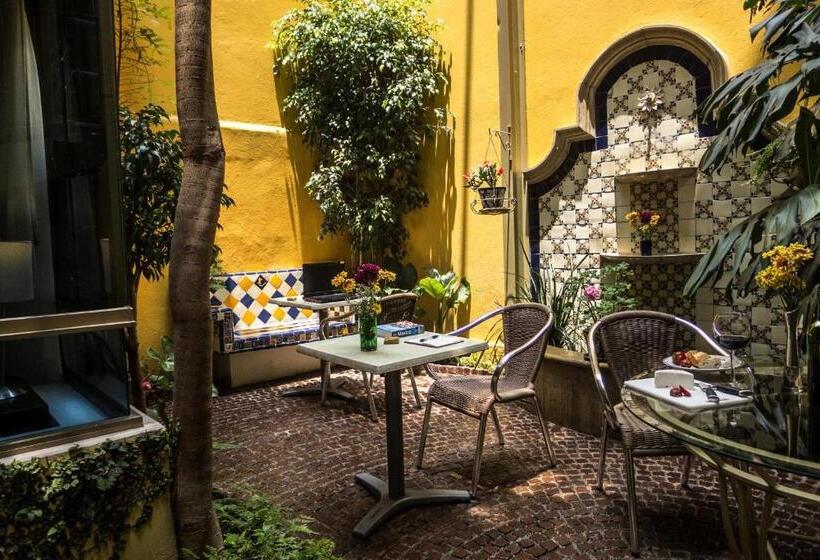 پانسیون Chalet Del Carmen