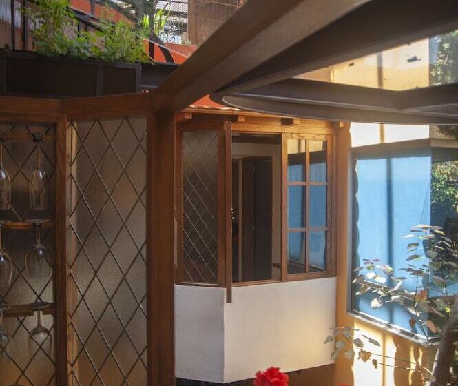 پانسیون Chalet Del Carmen