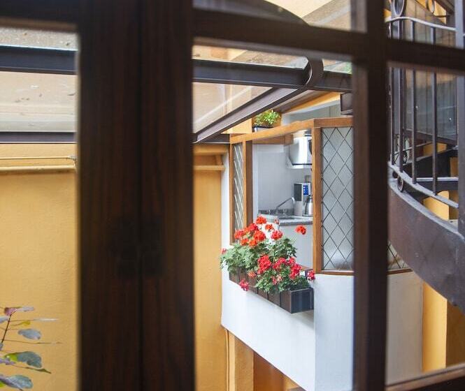 پانسیون Chalet Del Carmen