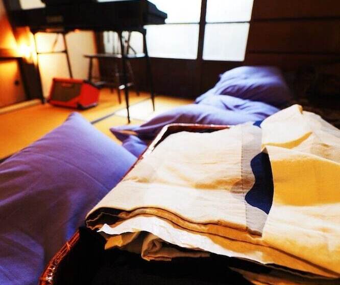 Pensionat Guest House Irodori Kamakura