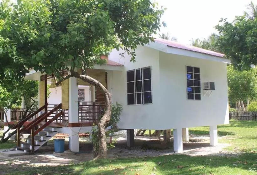 پانسیون Yama Beachfront House