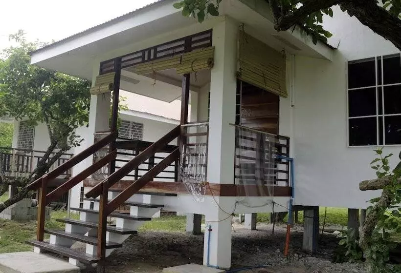 پانسیون Yama Beachfront House