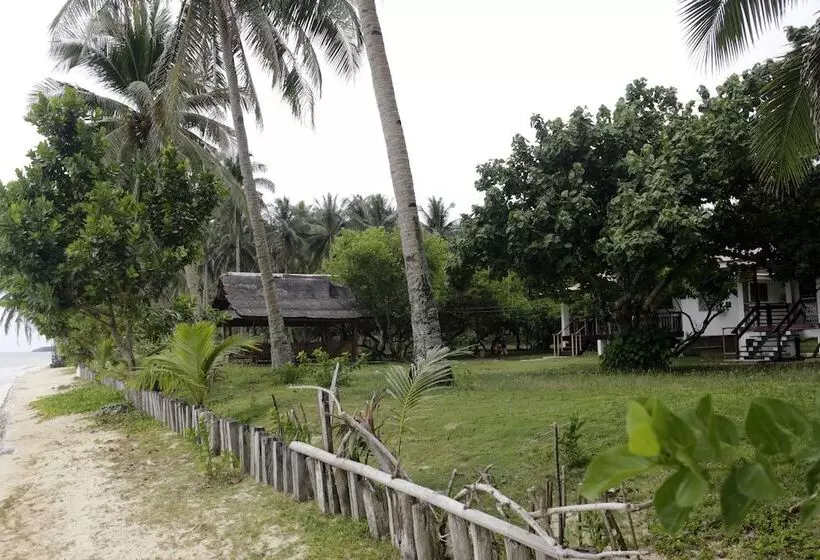 پانسیون Yama Beachfront House