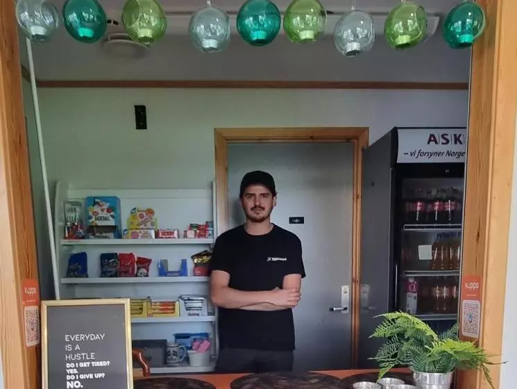 Pulpit Rock Hostel Vaulali