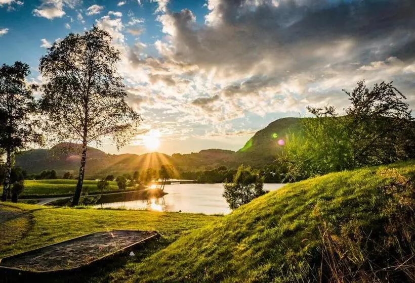 Pulpit Rock Hostel Vaulali