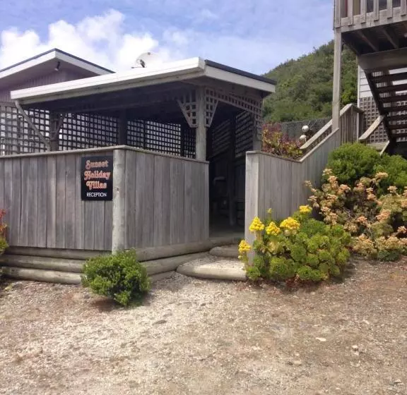 Sunset Holiday Villas