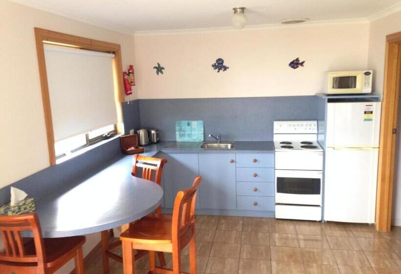 Sunset Holiday Villas