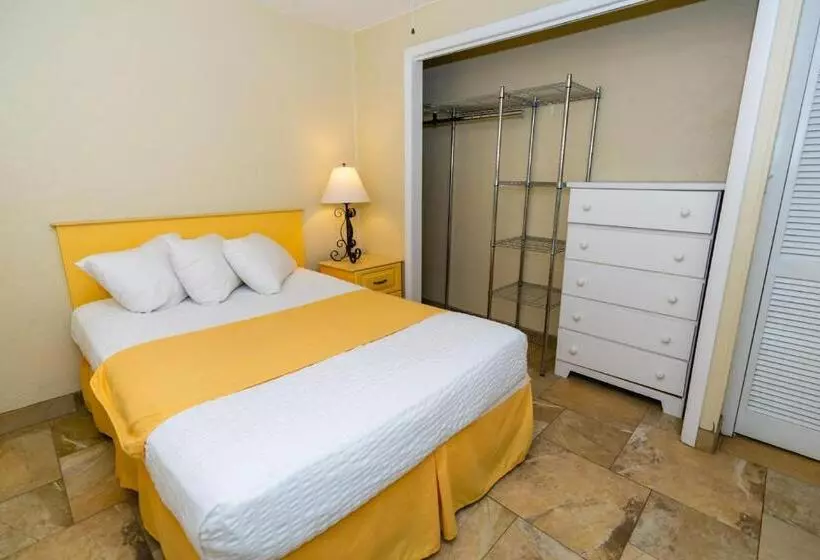 American Safari Motel