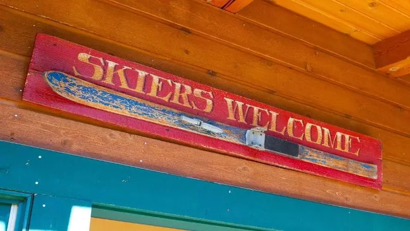 민박 The Alpine House