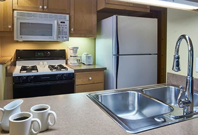 تختخواب و صبحانه The Alpine House