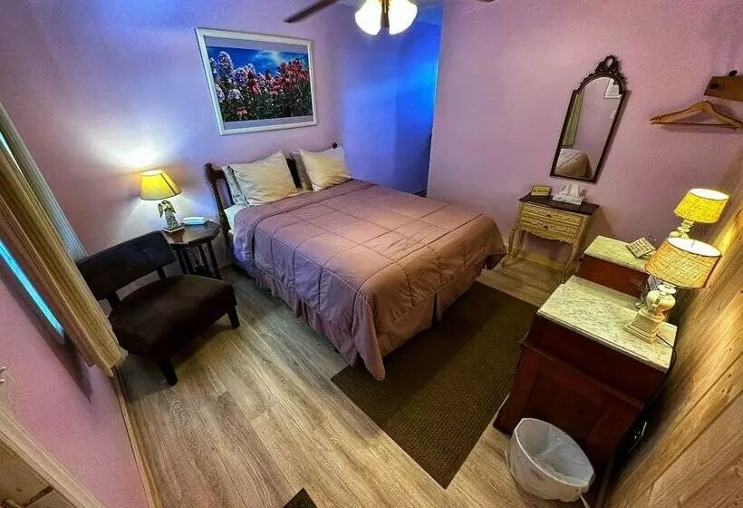 호텔 Alpine Village Inn