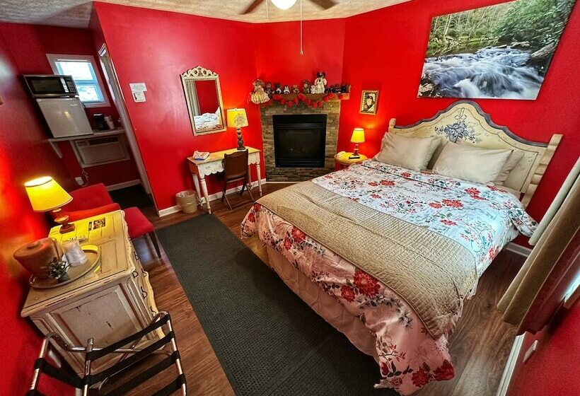 ホテル Alpine Village Inn